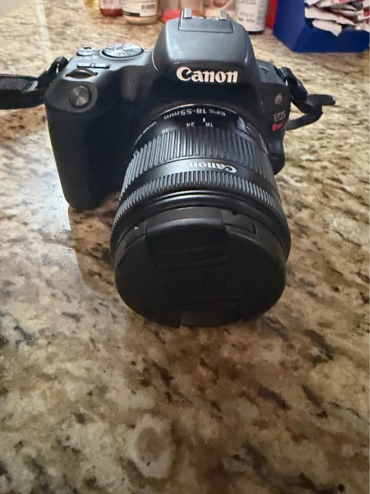 Canon EOS Rebel SL2 DSLR Camera w/ 18-55mm & 75-300mm Lenses & S - photo 4