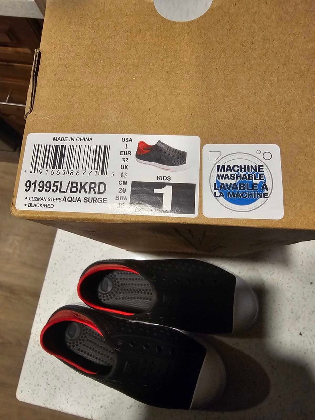Skechers Kids Shoes Size 1 - photo 2