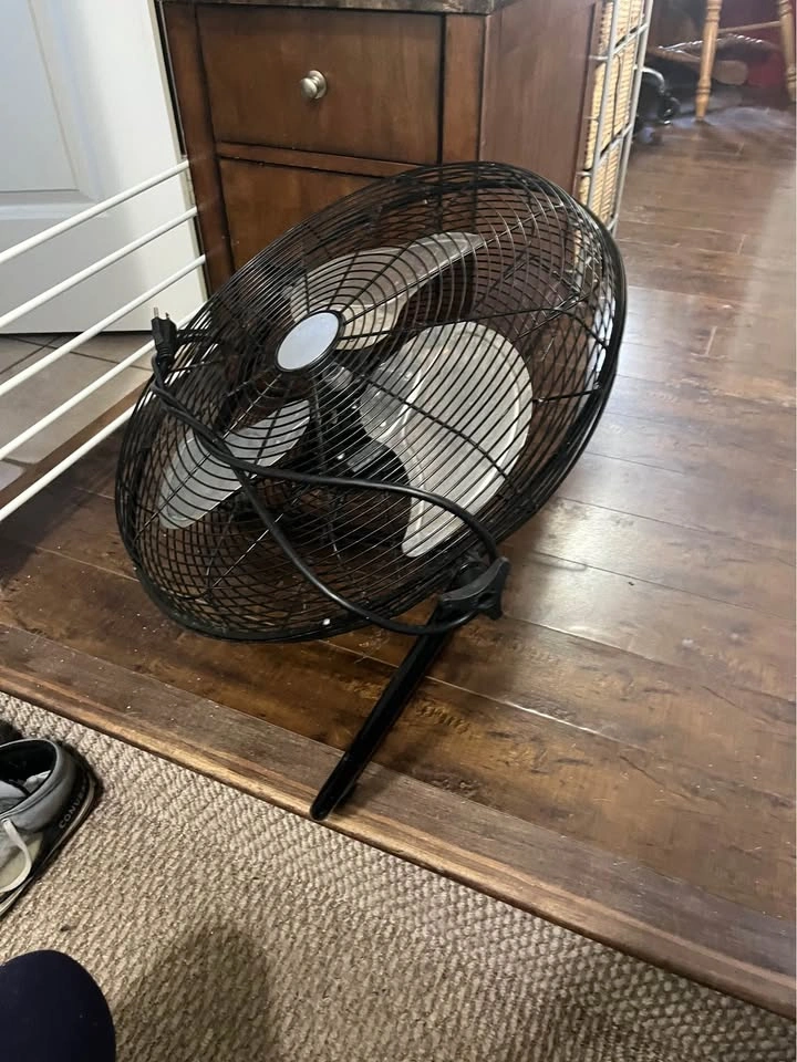 High Velocity Metal Floor Fan - photo 3