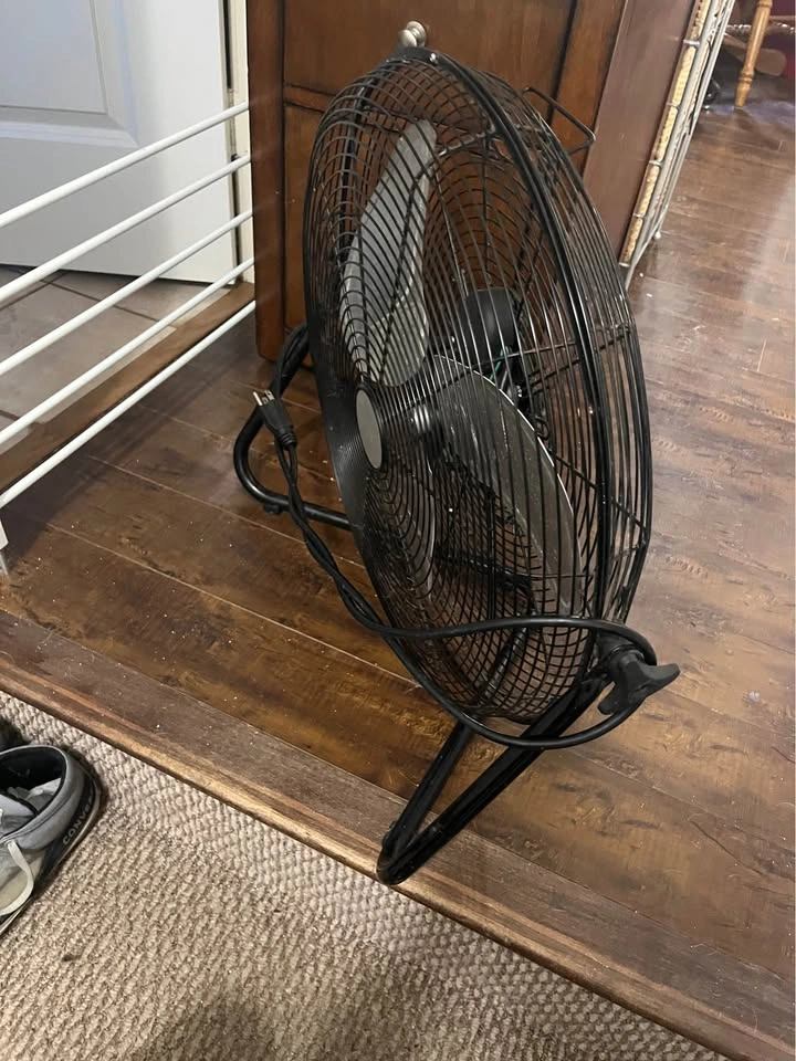 High Velocity Metal Floor Fan - photo 4