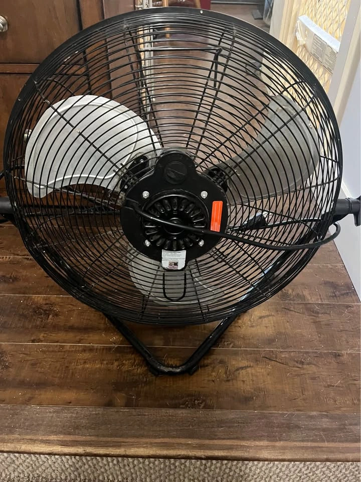 High Velocity Metal Floor Fan - photo 5