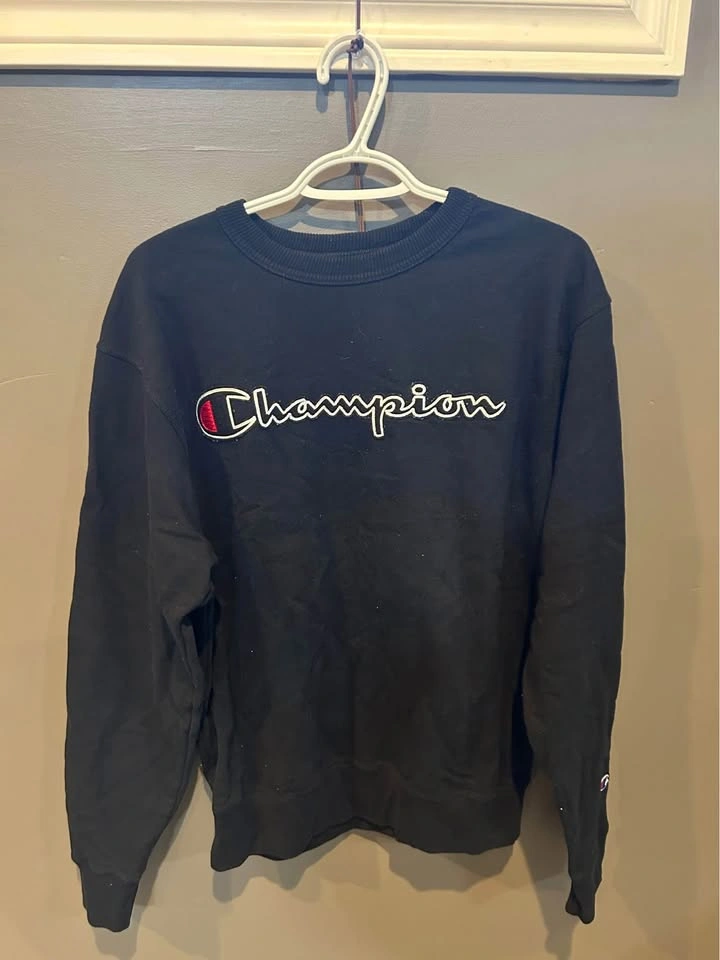 Champion Men's Medium Black Crewneck