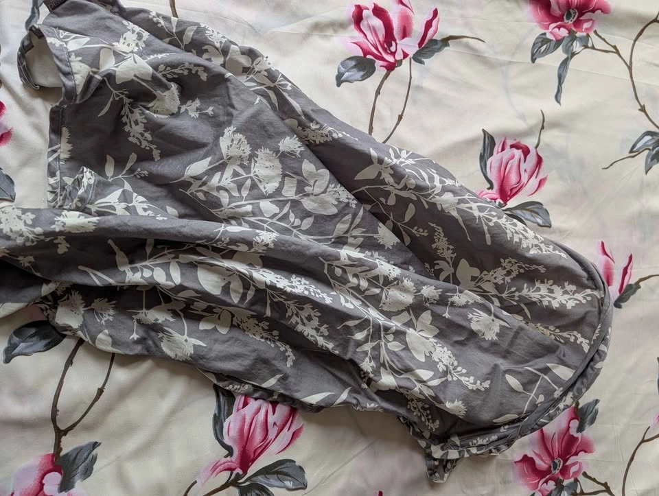 Nursing cover - photo 2