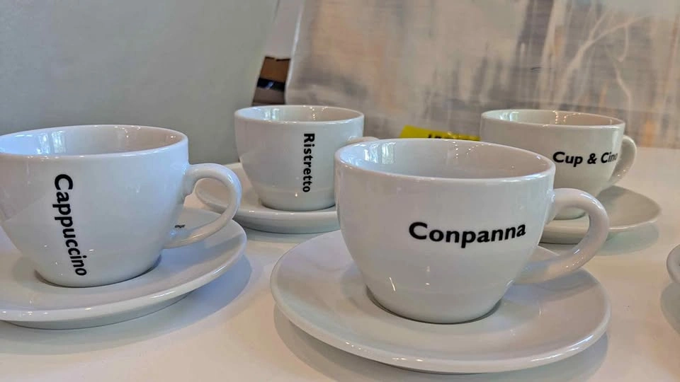 NEW - 4 Coffee/Cappuccino cups and saucer from Italy.