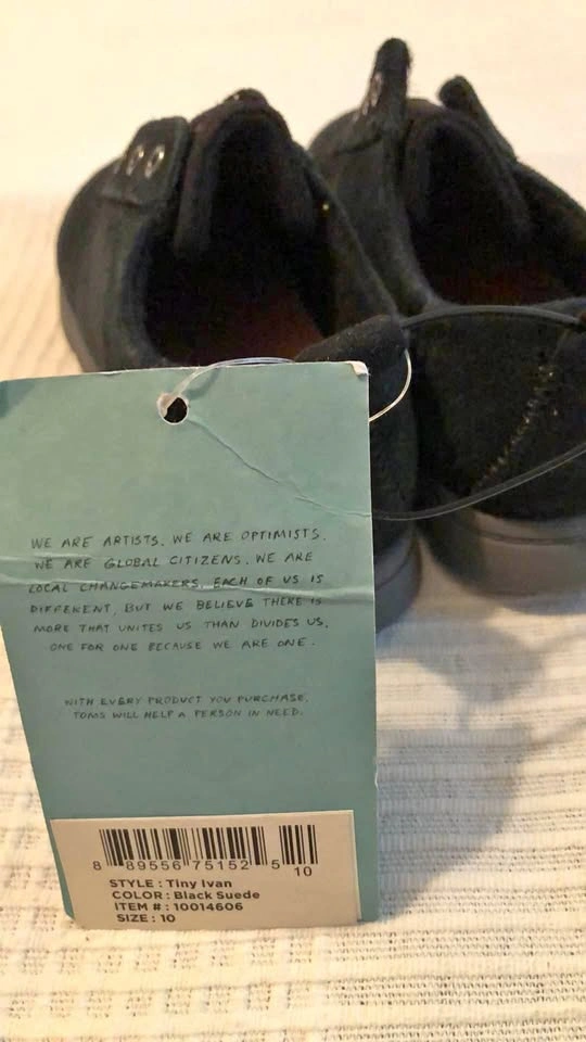 NEW- TOMS boys shoes size 10
