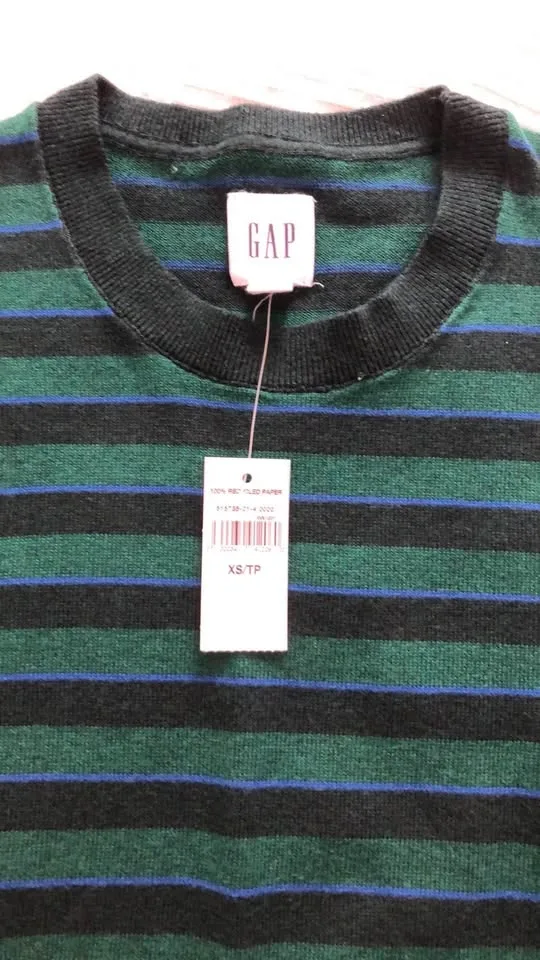 GAP Youth Long Sleeve Sweater - BNWT - photo 2