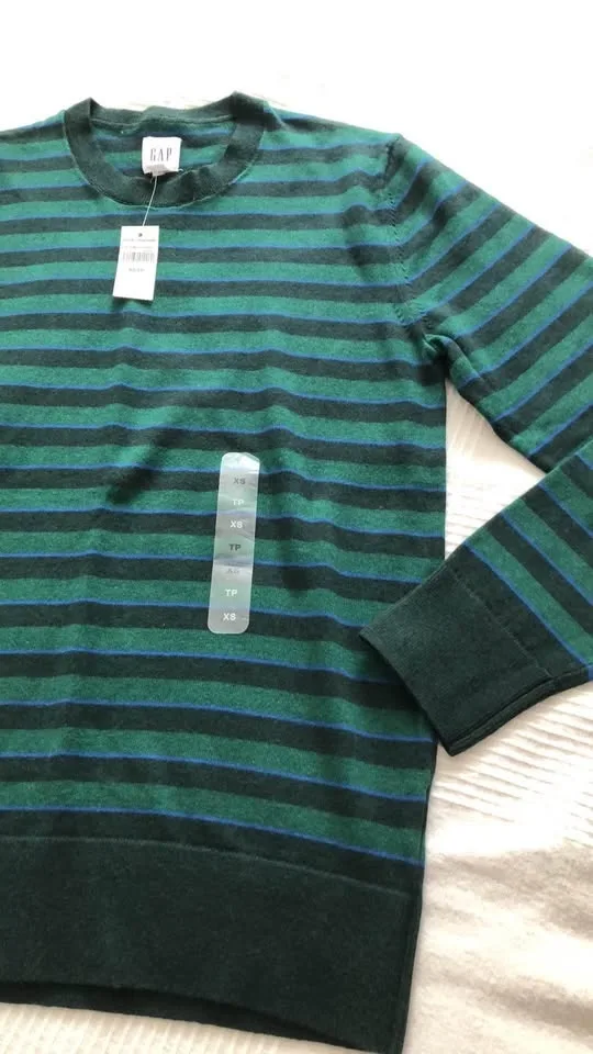 GAP Youth Long Sleeve Sweater - BNWT - photo 3