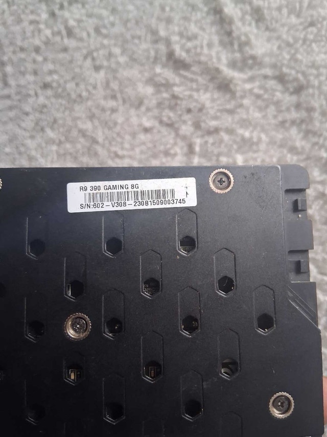 MSI R9 390 Gaming 8G - photo 2