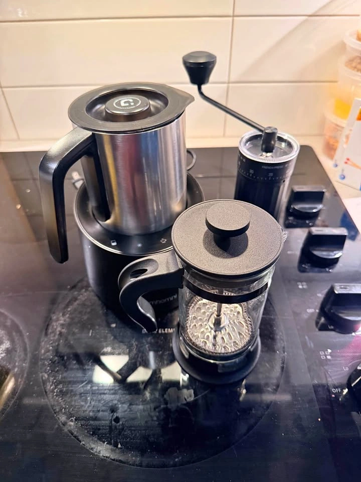 Moving out) Hommini Milk Frother, French Press, Manual Coffee Gr