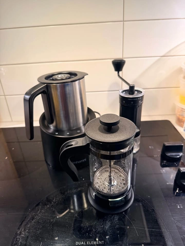 Moving out) Hommini Milk Frother, French Press, Manual Coffee Gr - photo 2