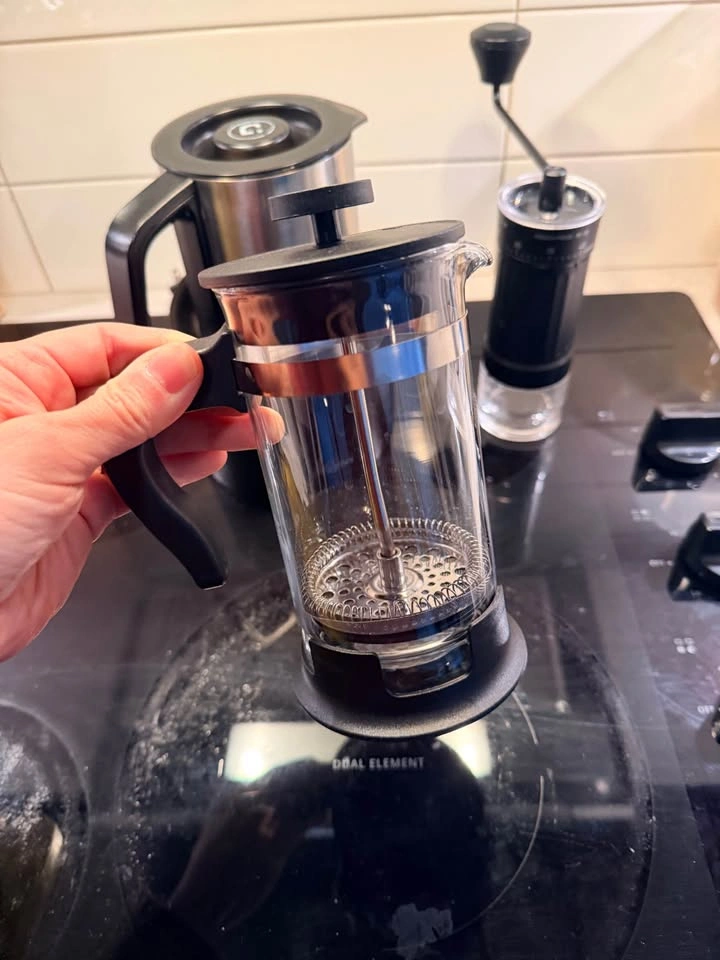 Moving out) Hommini Milk Frother, French Press, Manual Coffee Gr - photo 3