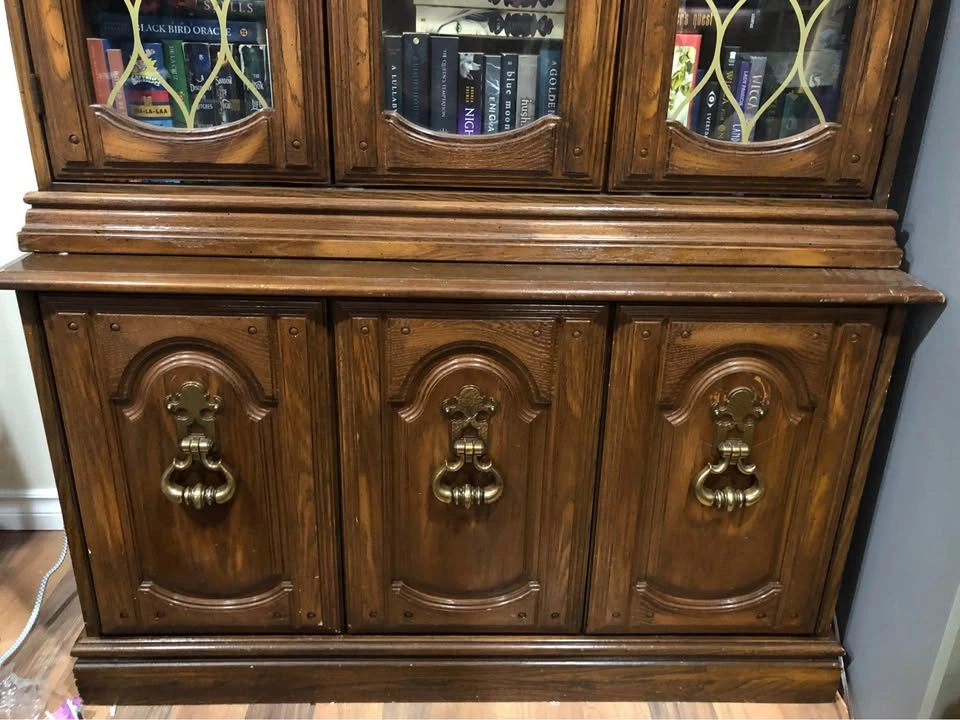 2 piece cabinet. Pick up ASAP! - photo 3