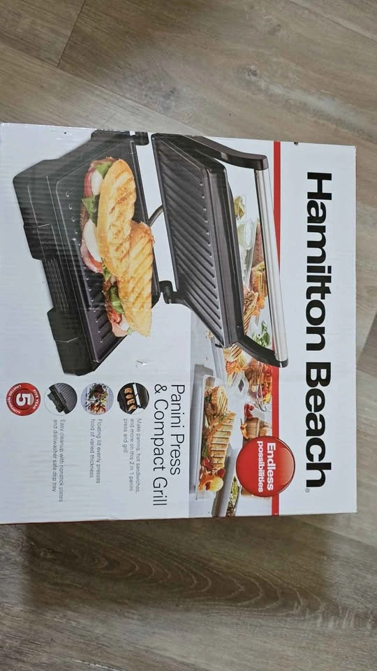 Hamilton Beach Panini Press & Compact Grill - photo 2