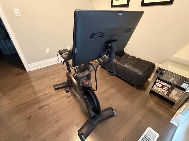 Peloton Bike - photo 4