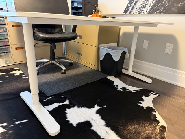 White Desk - photo 3