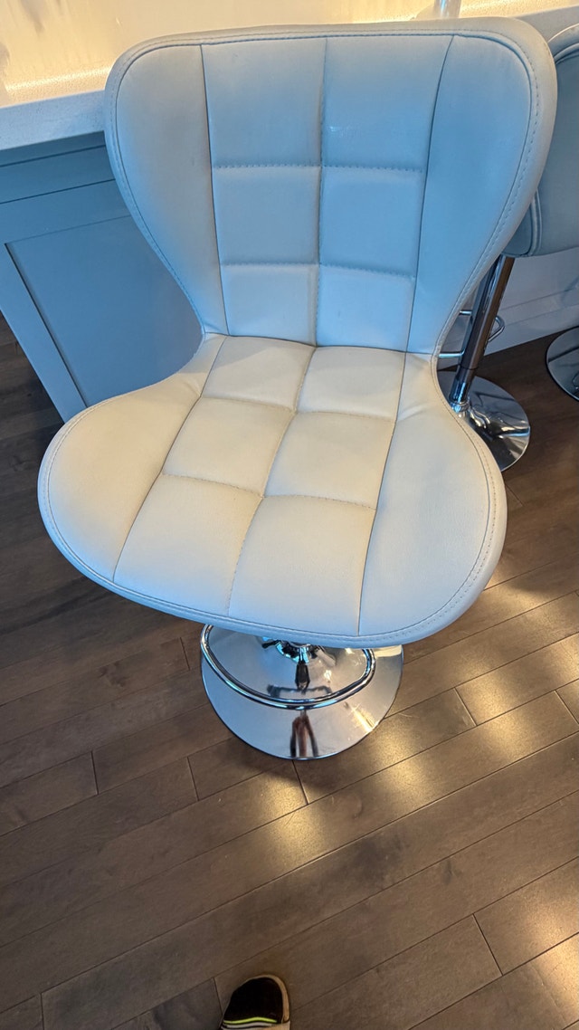 Kitchen Swivel Stools (3) - photo 2