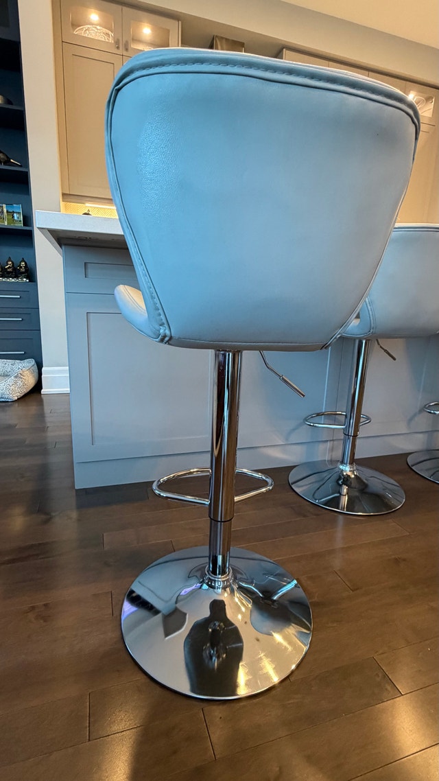 Kitchen Swivel Stools (3) - photo 4