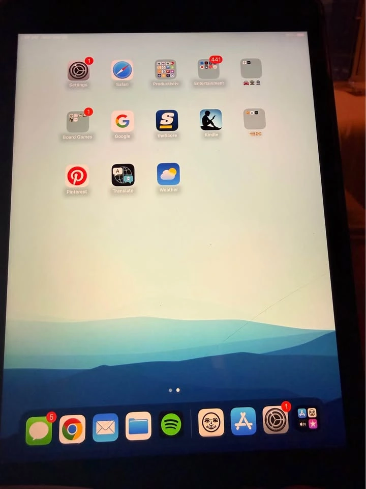 iPad 7th Generation - photo 2