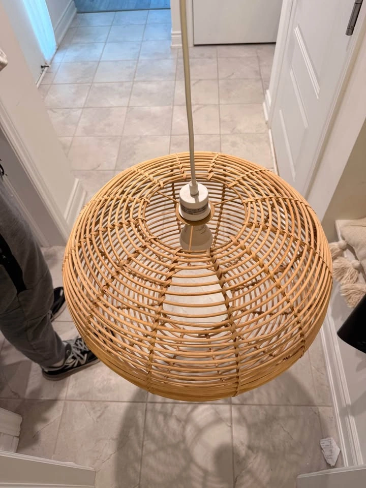 Bouclair Pendent Light - photo 3