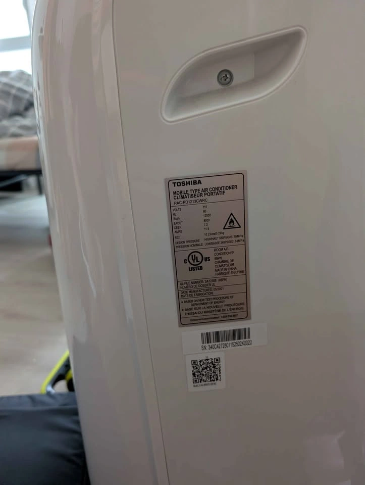 Toshiba Air Conditioner - photo 3
