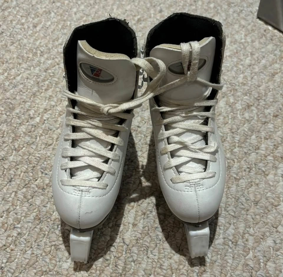 Kids/Small Skates - $35 each - photo 3