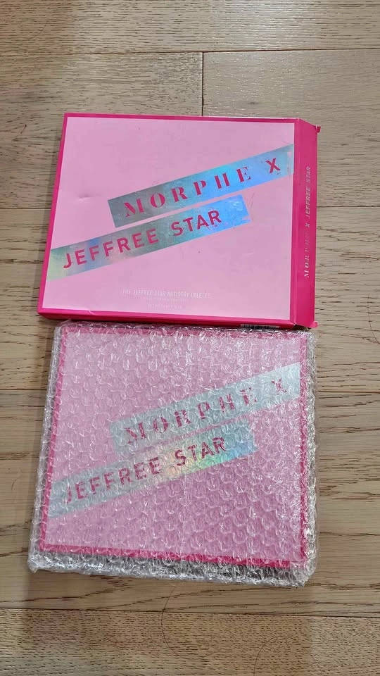 Jeffrey Star Eyeshadow Palette