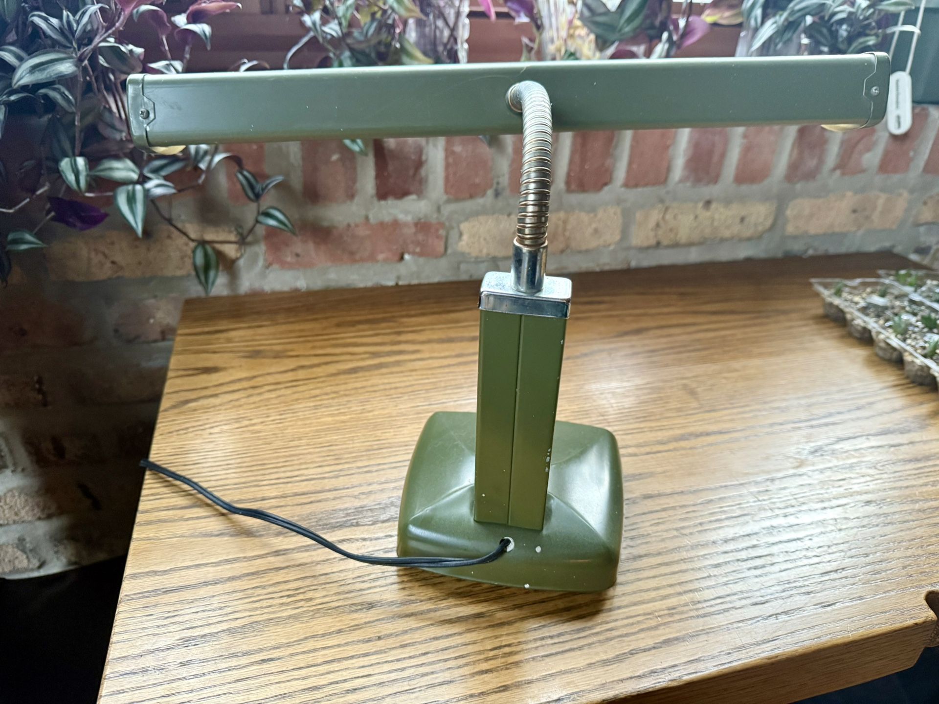 Antique Fluorescent Lamp - photo 2