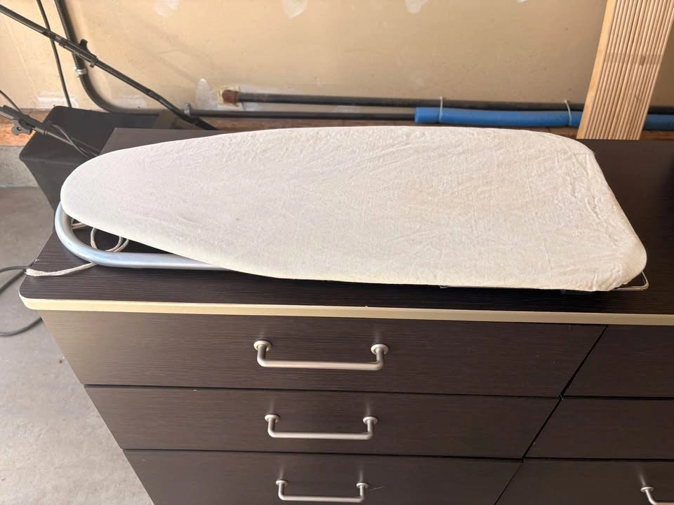 Mini Folding Ironing Board - photo 2