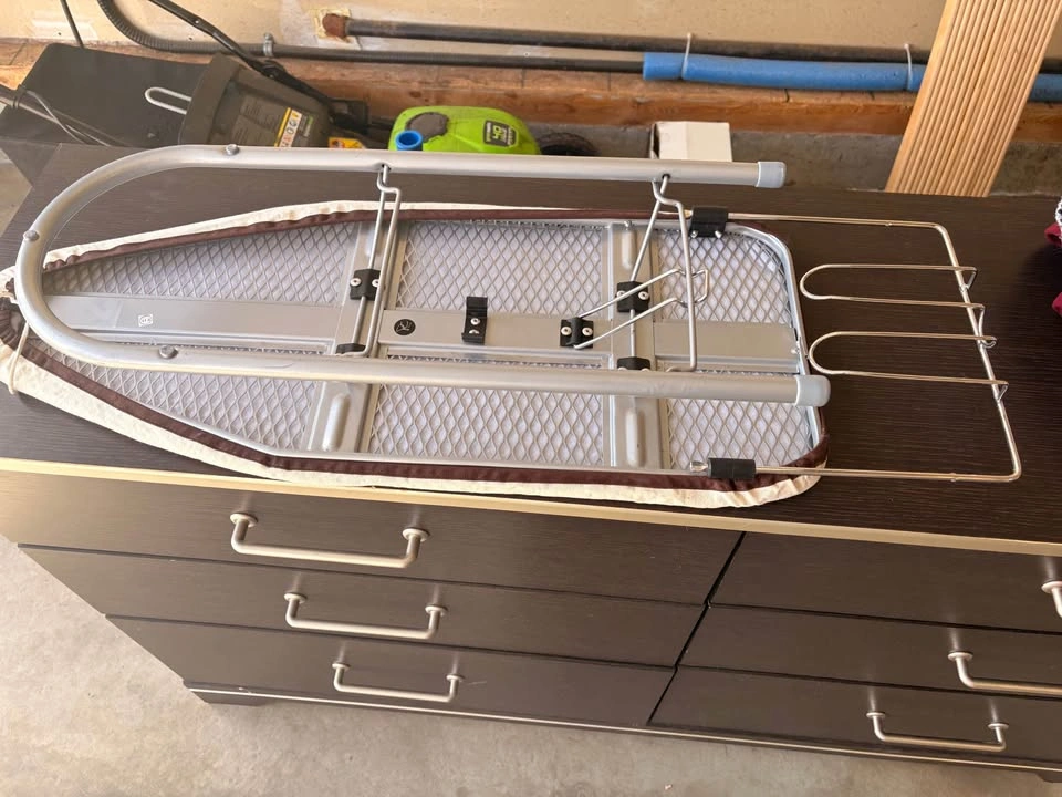 Mini Folding Ironing Board - photo 3