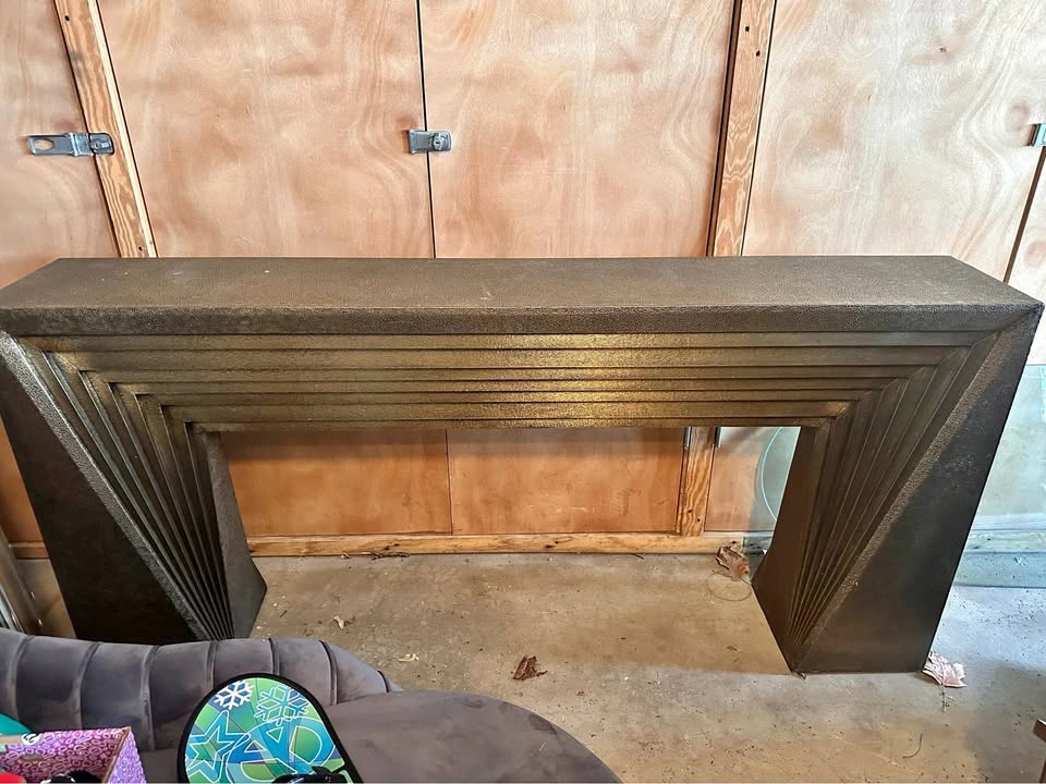 Deco Console Table