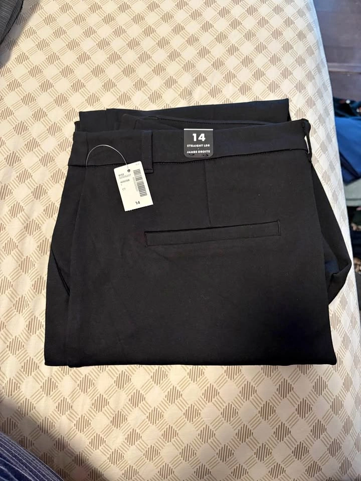 NEW Reitmans Black Pants Size 14 Black
