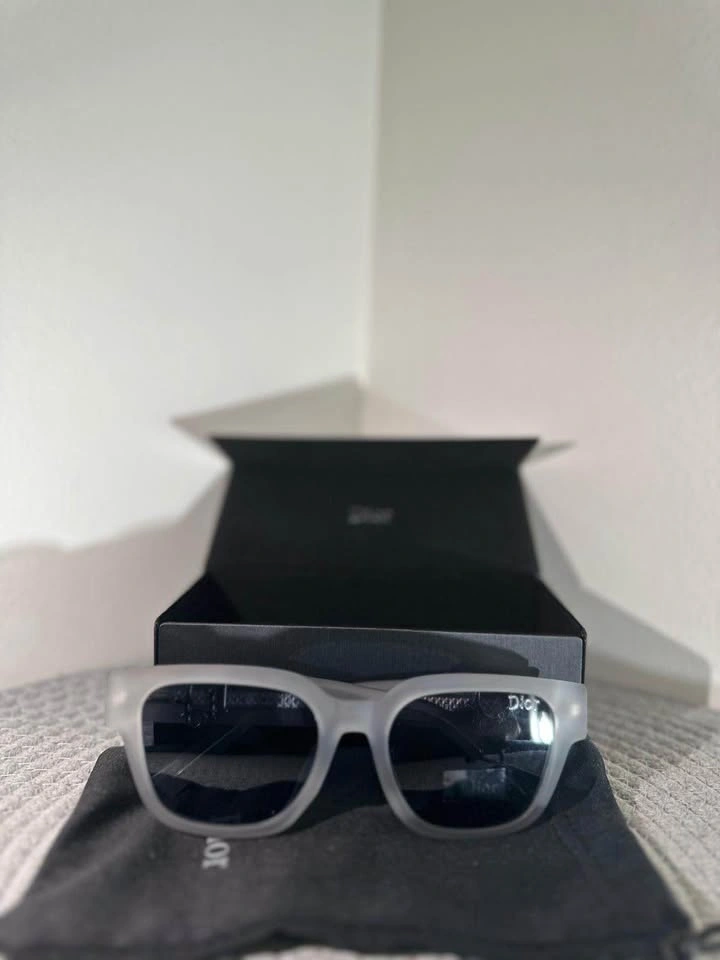 Dior CD Logo Sunglasses Grey Translucent (Full Set) - photo 2