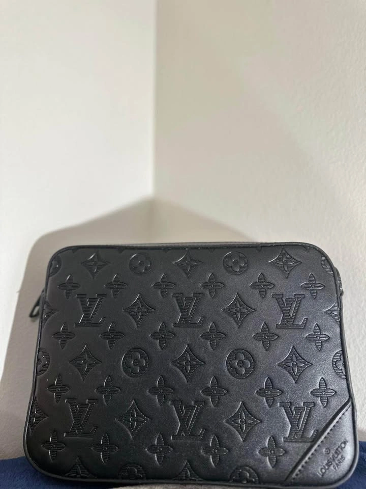 Louis Vuitton Trio Messenger Monogram Shadow Black Leather Full - photo 4