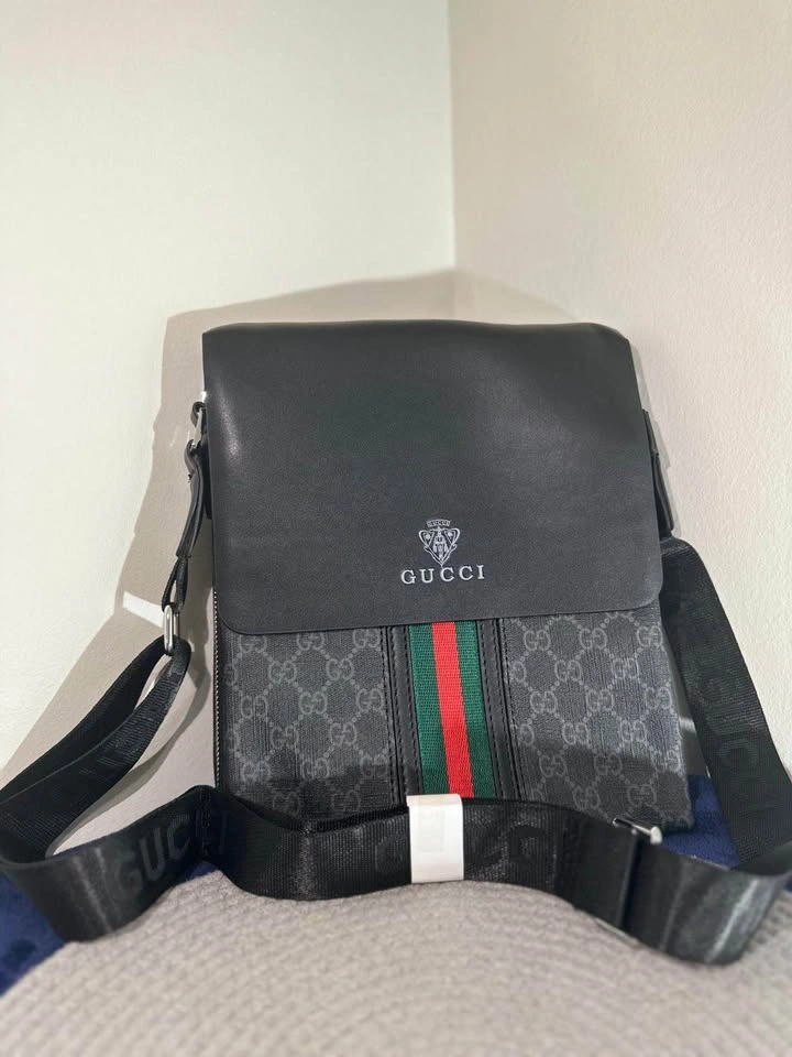Gucci GG Supreme Web Flap Messenger Bag - photo 4