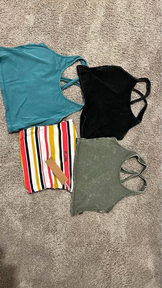 Crop Tops (Set of 4)