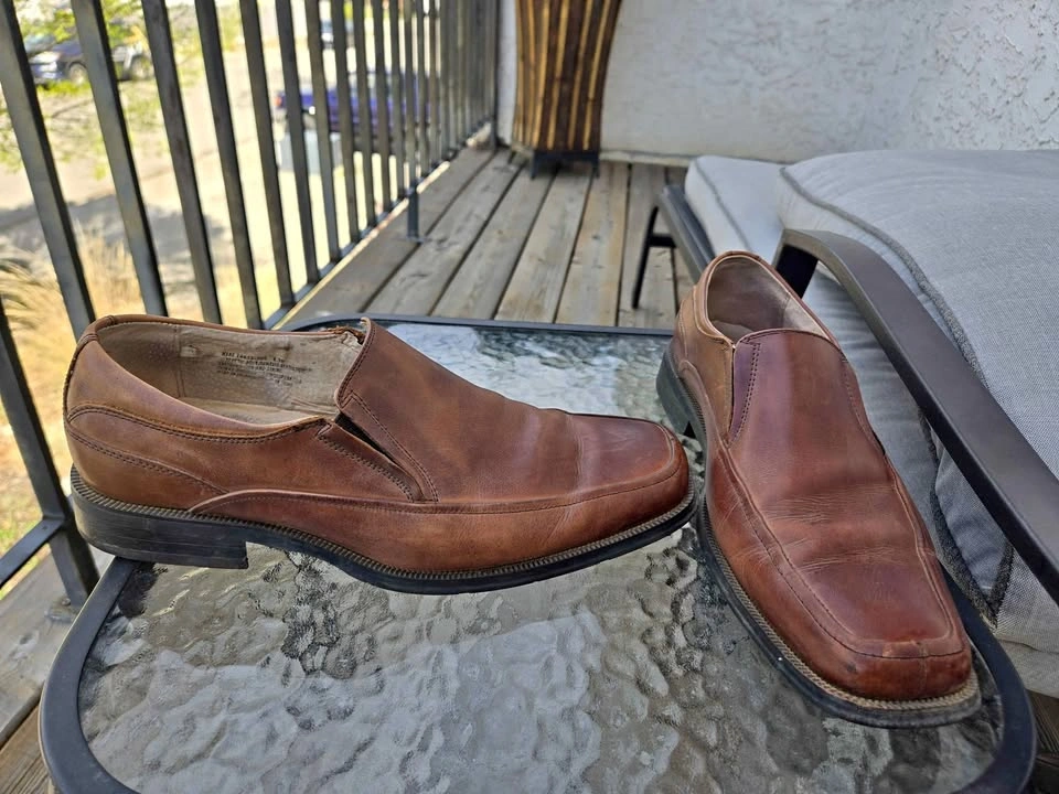 Florsheim Men's Leather Slip-On Loafers Size 8.5