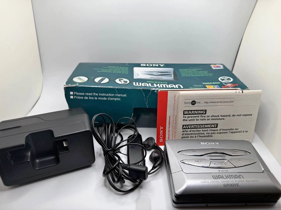 Sony Walkman WM-EX570 Groove | 20th Anniversary | Original Box |