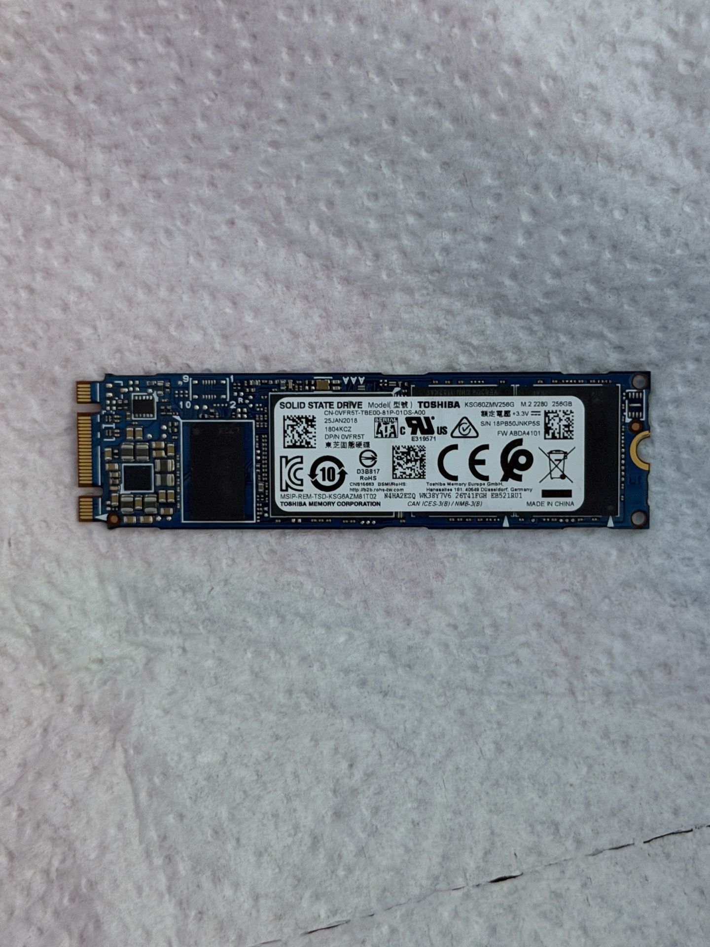 256 GB M.2 NVMe SSD - photo 2