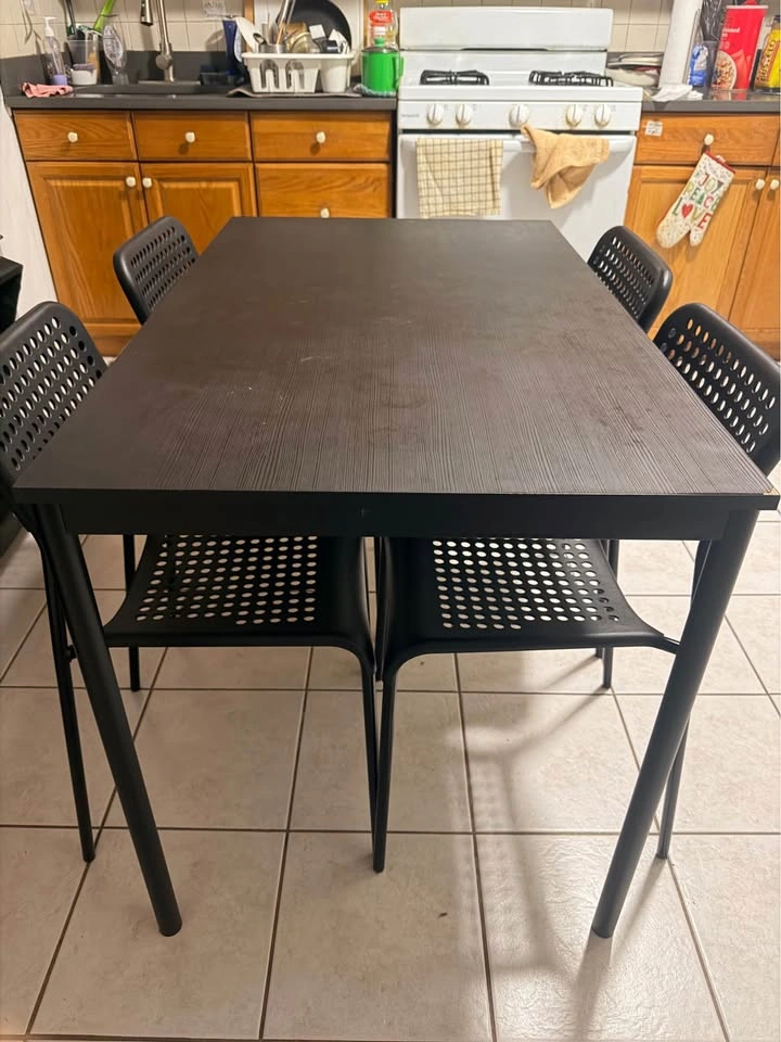 Dining table set (4 chairs + 1 table) - photo 2