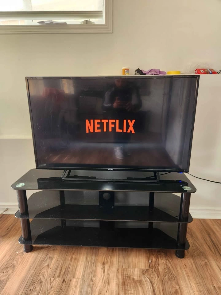SMART TV 43" - photo 2