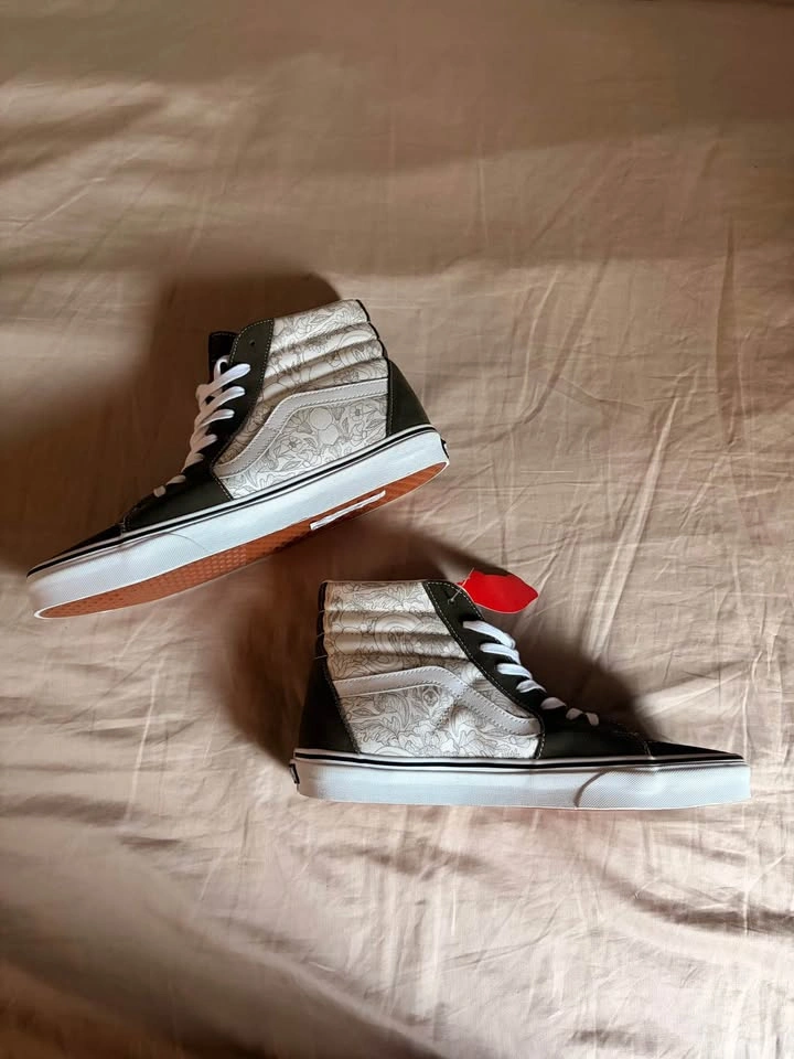 Size 13 - Vans Sk8 Hi Floral Olive Green High Top - photo 2