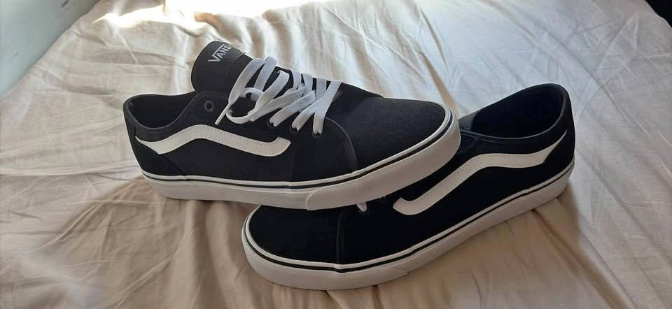 Size 13 - Vans Suede Black/White Filmore