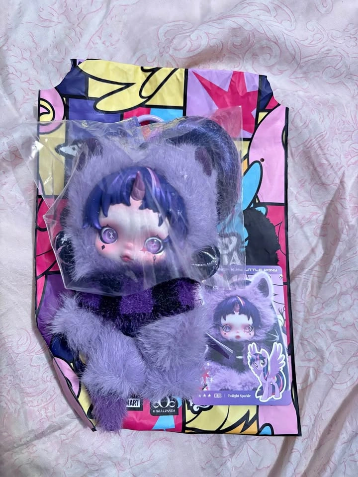 Skullpanda x My Little Pony Twilight Sparkle