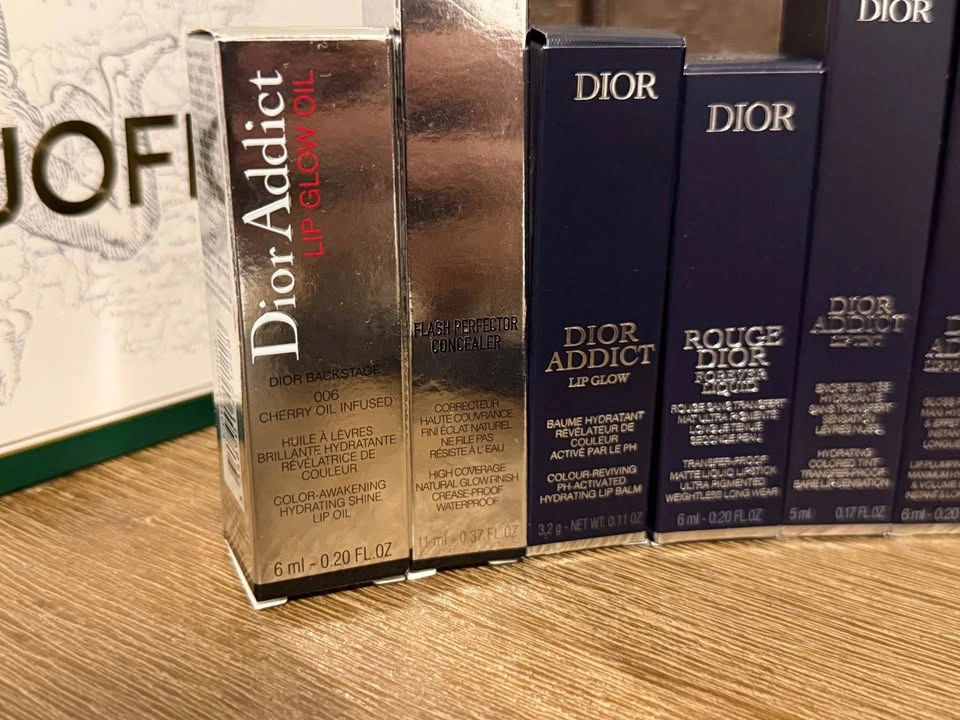 New Makeup: Lipsticks, Concealers, Blush & More - photo 4