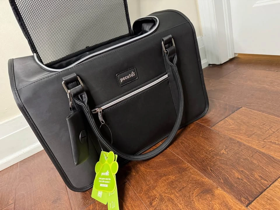 Pet carrier Brand New - photo 4