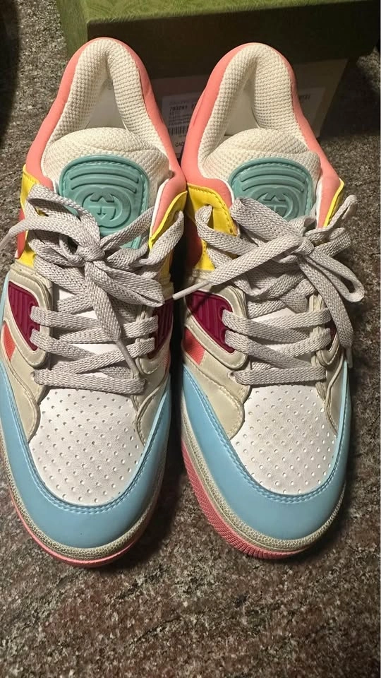 Authentic Gucci Women Sneakers (Size 38) - photo 3