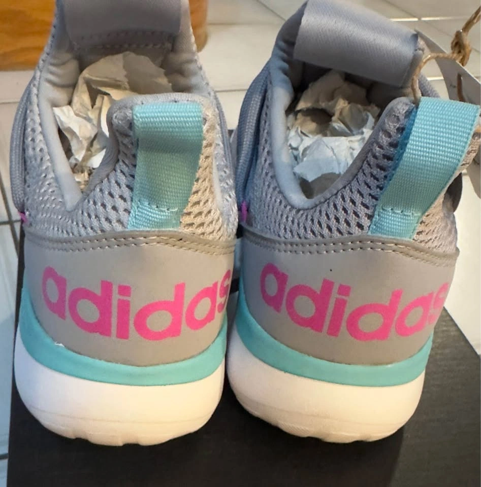 New Adidas Running Shoes (Size 4/36) - photo 3