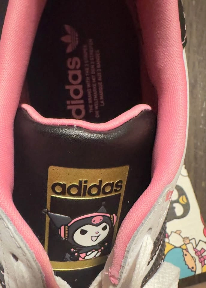 New Adidas Kuromi Superstar Shoes - photo 5