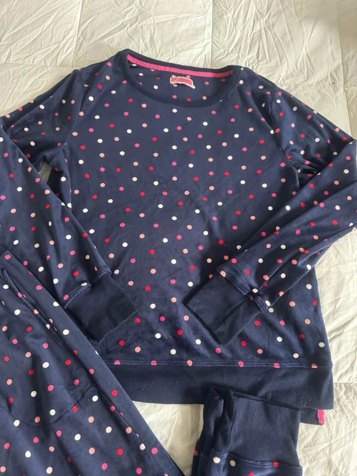 Warm Ladies Kate Spade two piece pyjama set Size Small - photo 3
