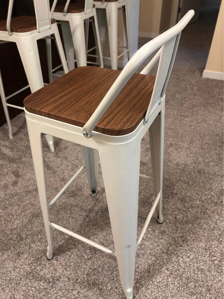 Set of 4 Counter Stools – Great Condition - photo 3